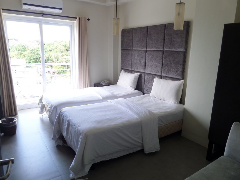 Boracay Grand Vista Resort & Spa Yapak Exterior photo